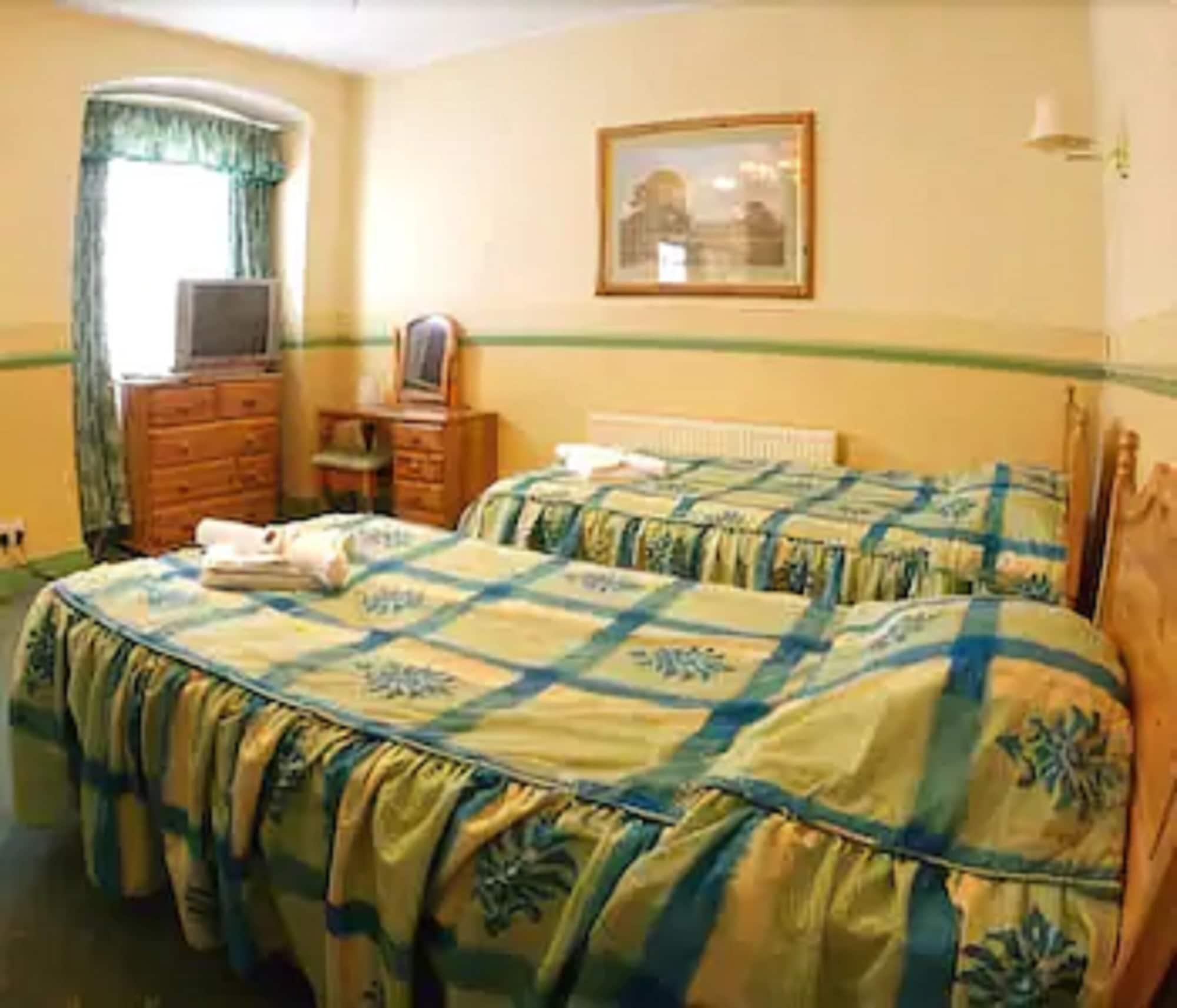 Radstock Hotel Near Bath Екстериор снимка