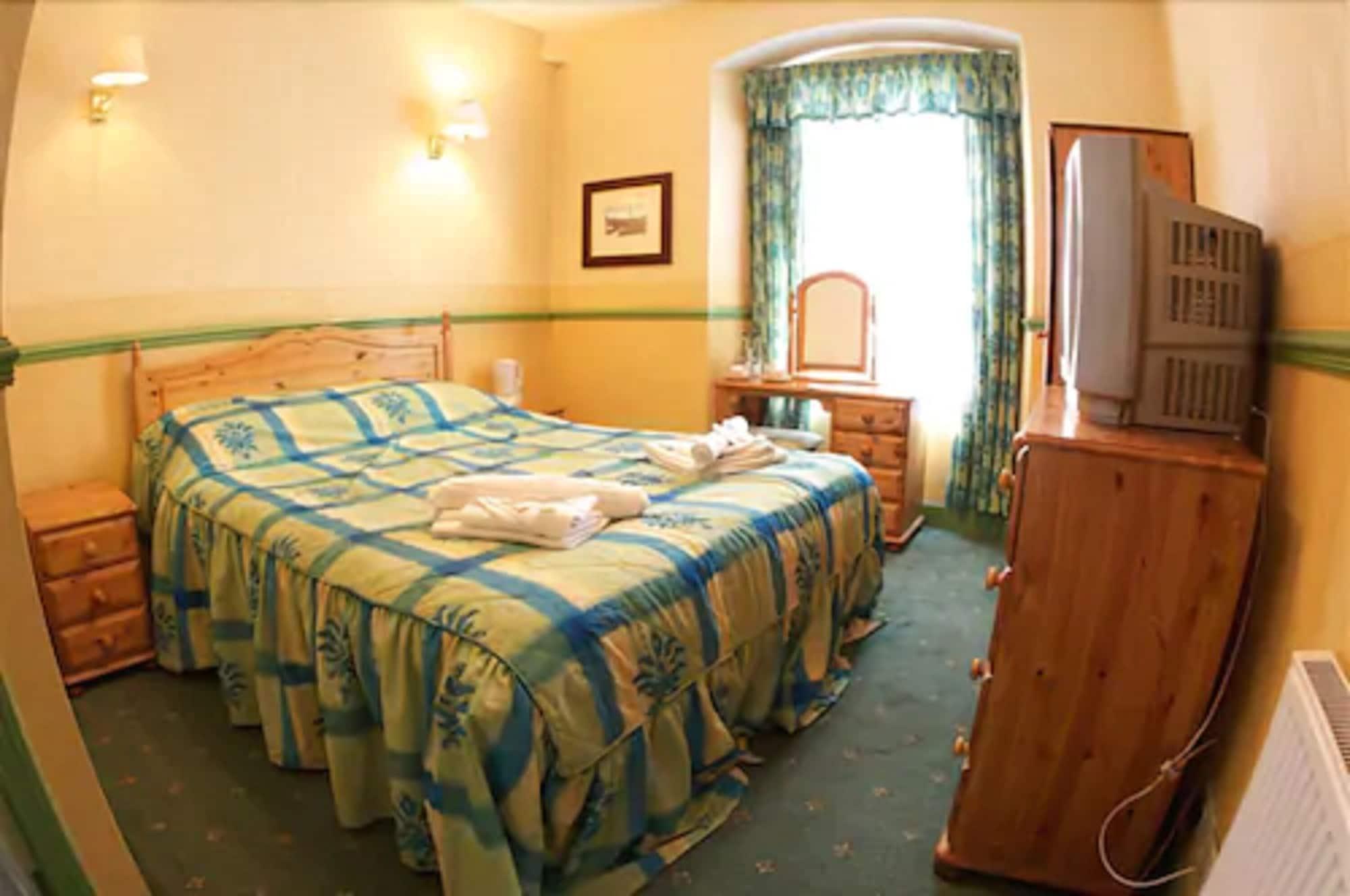 Radstock Hotel Near Bath Екстериор снимка