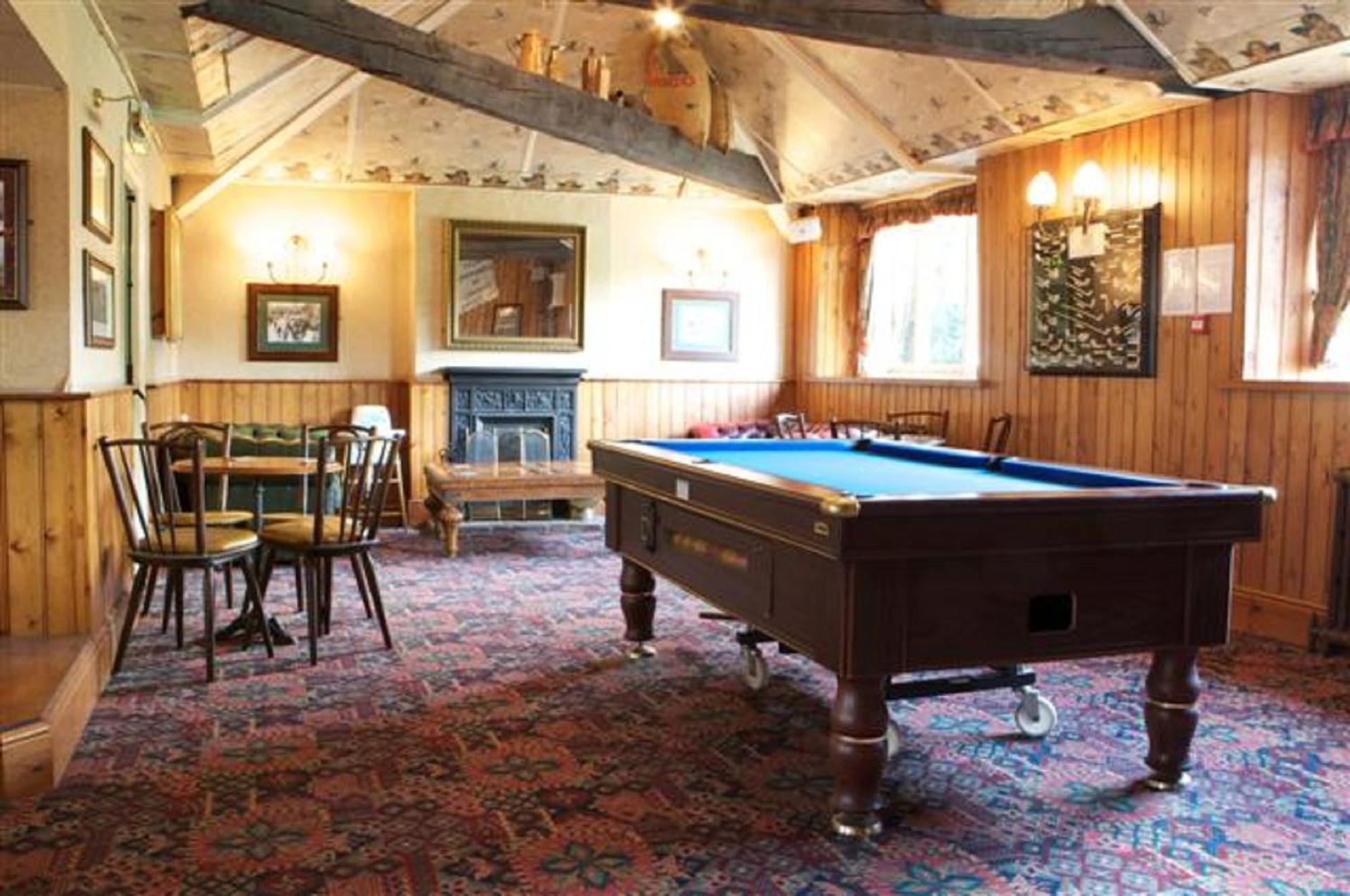 Radstock Hotel Near Bath Екстериор снимка
