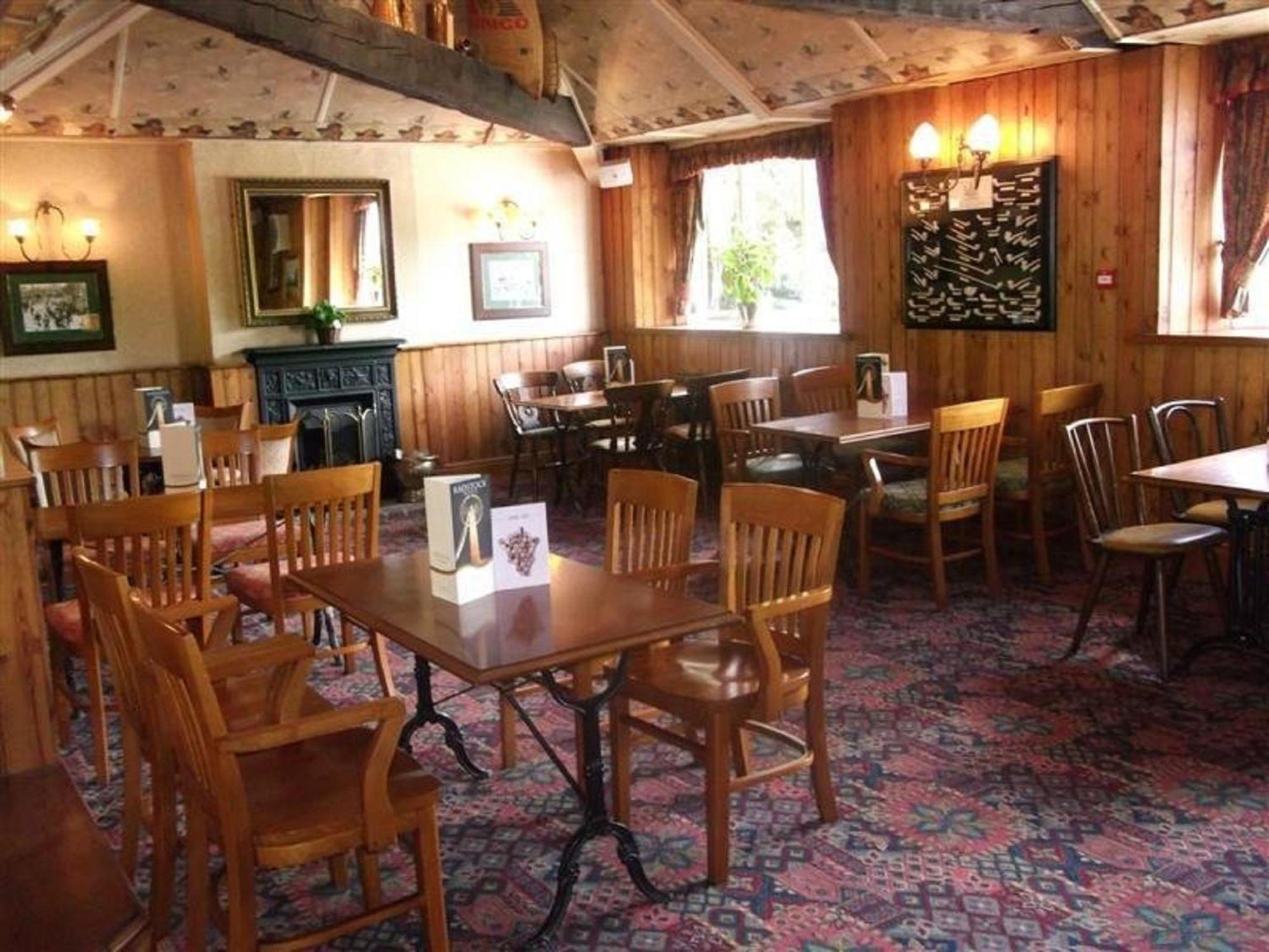 Radstock Hotel Near Bath Екстериор снимка