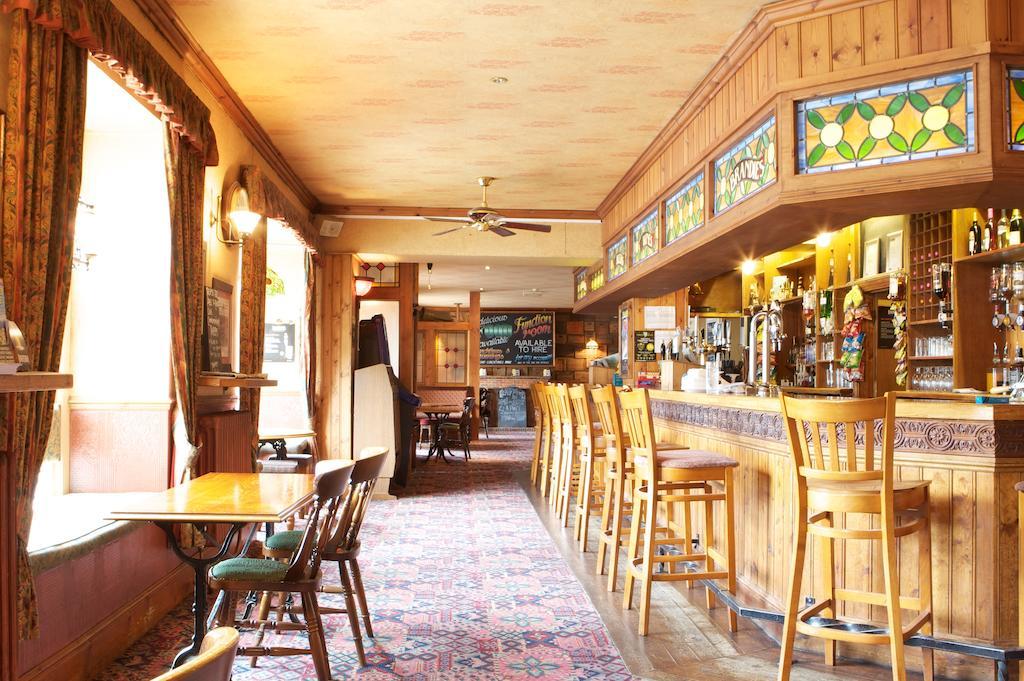 Radstock Hotel Near Bath Екстериор снимка